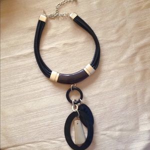 Chico's Adelina Pendant Nosz